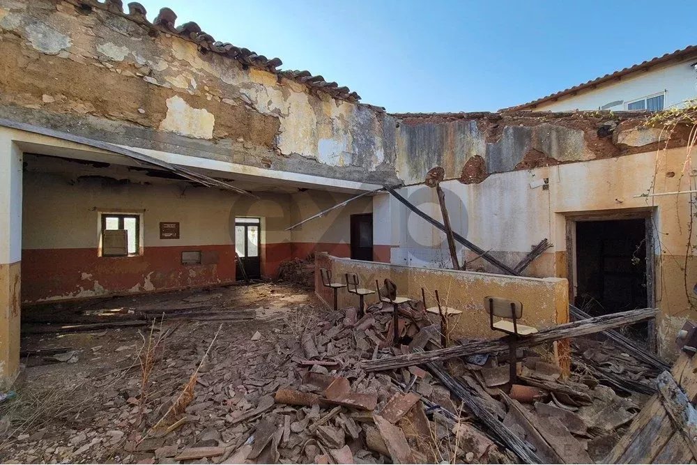 Central construction plot in Odiáxere suitable for the development of apartments or villas 85507201 image 28