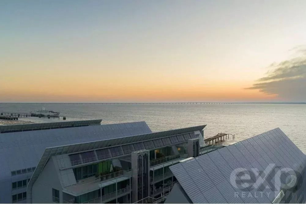 T4 Apartment, South C1A, Marvila 85507212 image 12