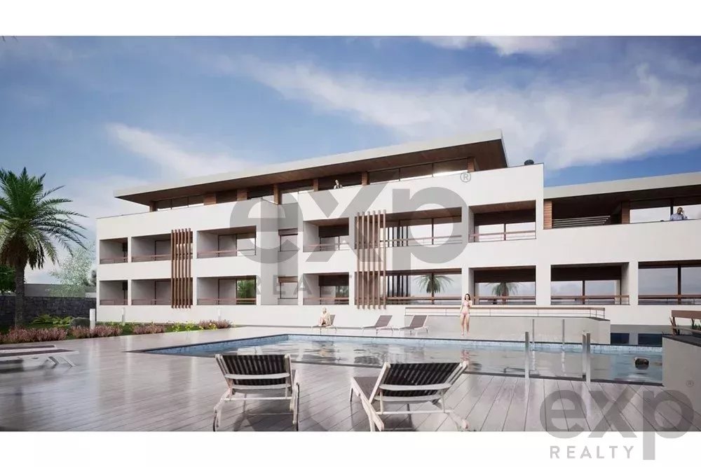 Fabulosa Penthouse Moderna em São Martinho com Vista Mar