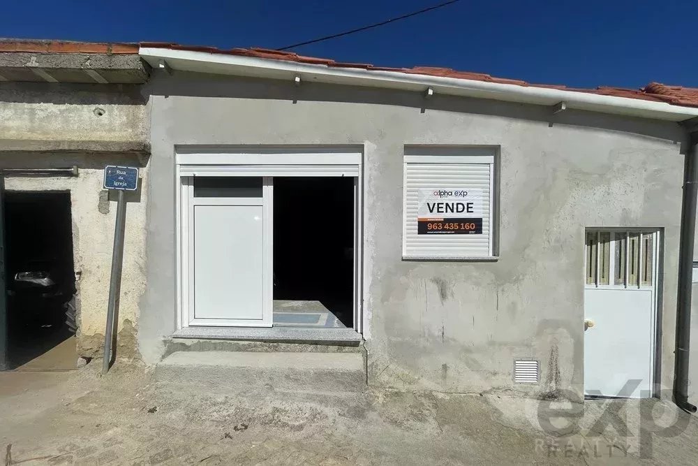 Moradia T2 em Mirandela com 110 m² à venda