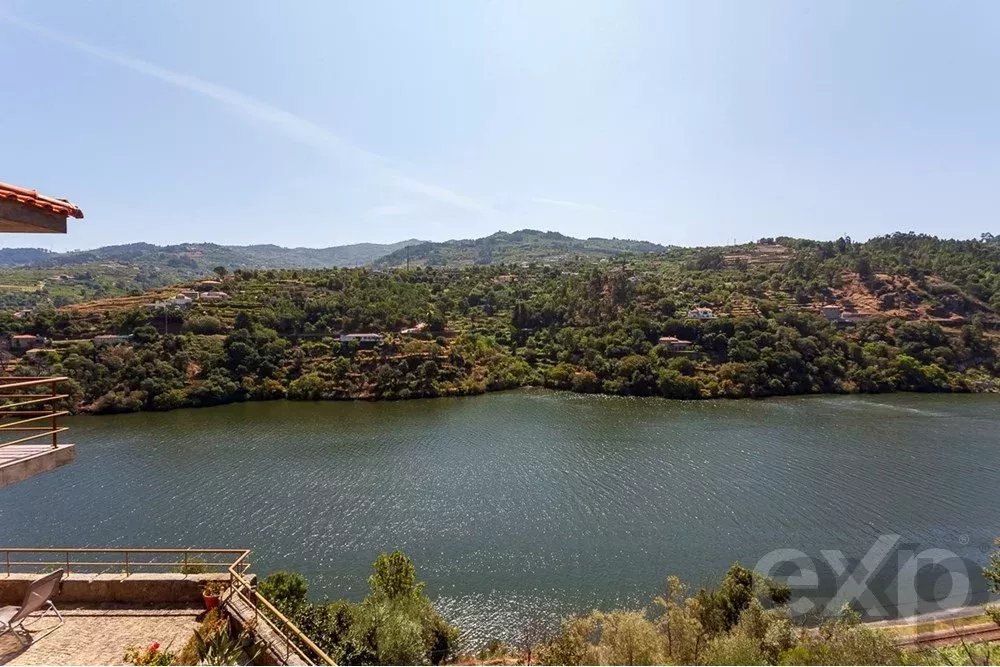 MORADIAS T6 ou T20 | MARAVILHOSAS VISTAS A 200º SOBRE O RIO DOURO