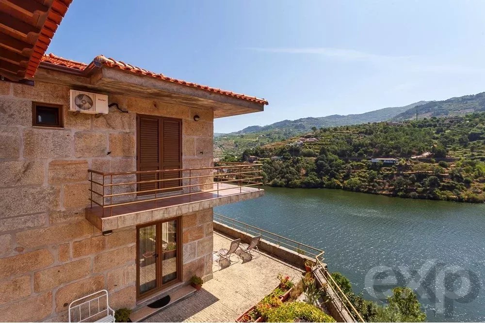 MORADIAS T6 ou T20 | MARAVILHOSAS VISTAS A 200º SOBRE O RIO DOURO