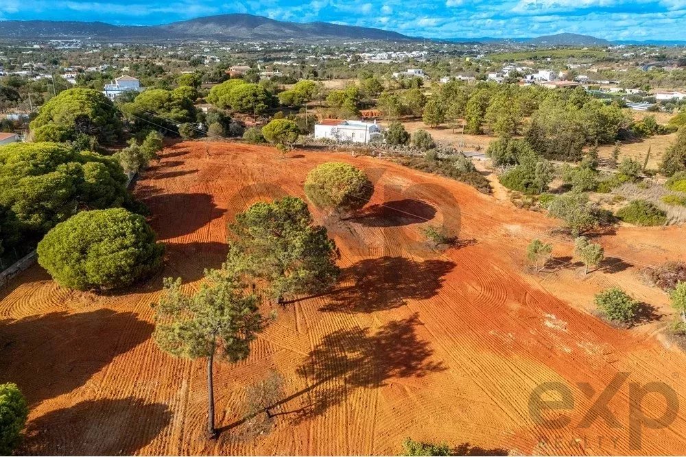 Oportunidade de Investimento - Terreno Urbano com Ruína e Rústico vista panorâmica para o mar em Olhão