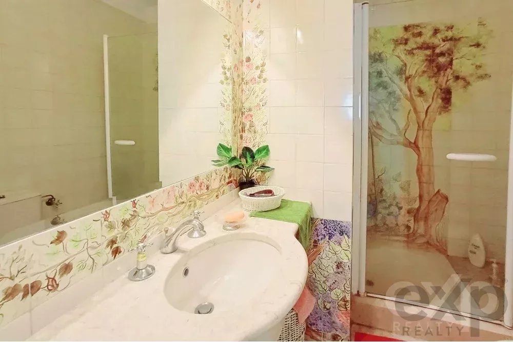 Fantastic Luxury 4‑bedroom + 1‑living‑room Property in Beja 85507396 image 28