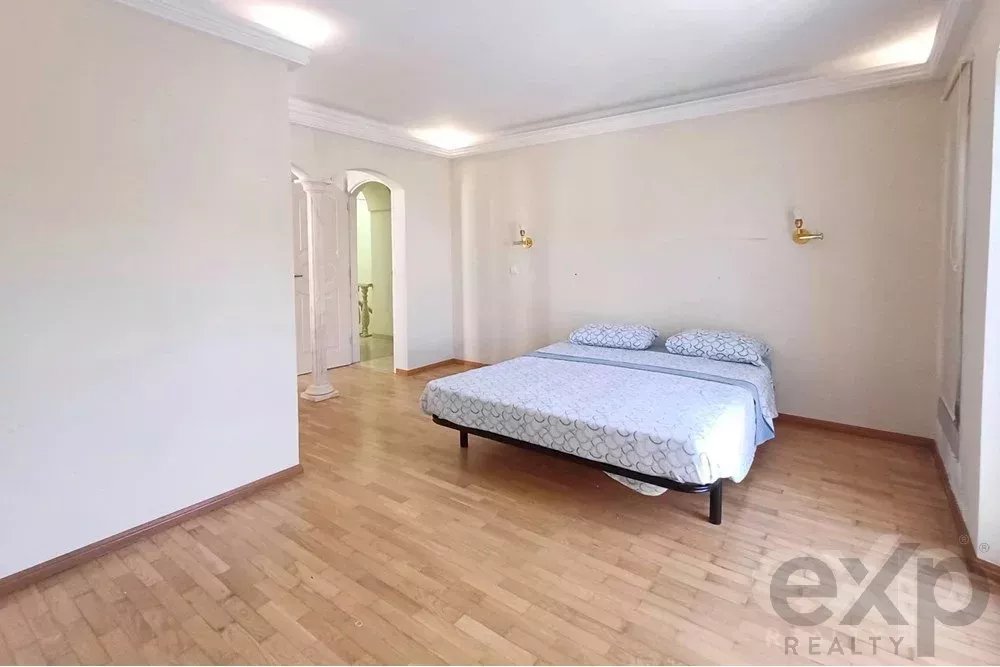 Fantastic Luxury 4‑bedroom + 1‑living‑room Property in Beja 85507396 image 14