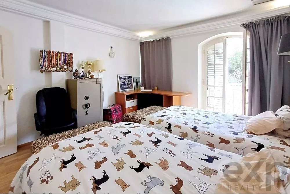 Fantastic Luxury 4‑bedroom + 1‑living‑room Property in Beja 85507396 image 19