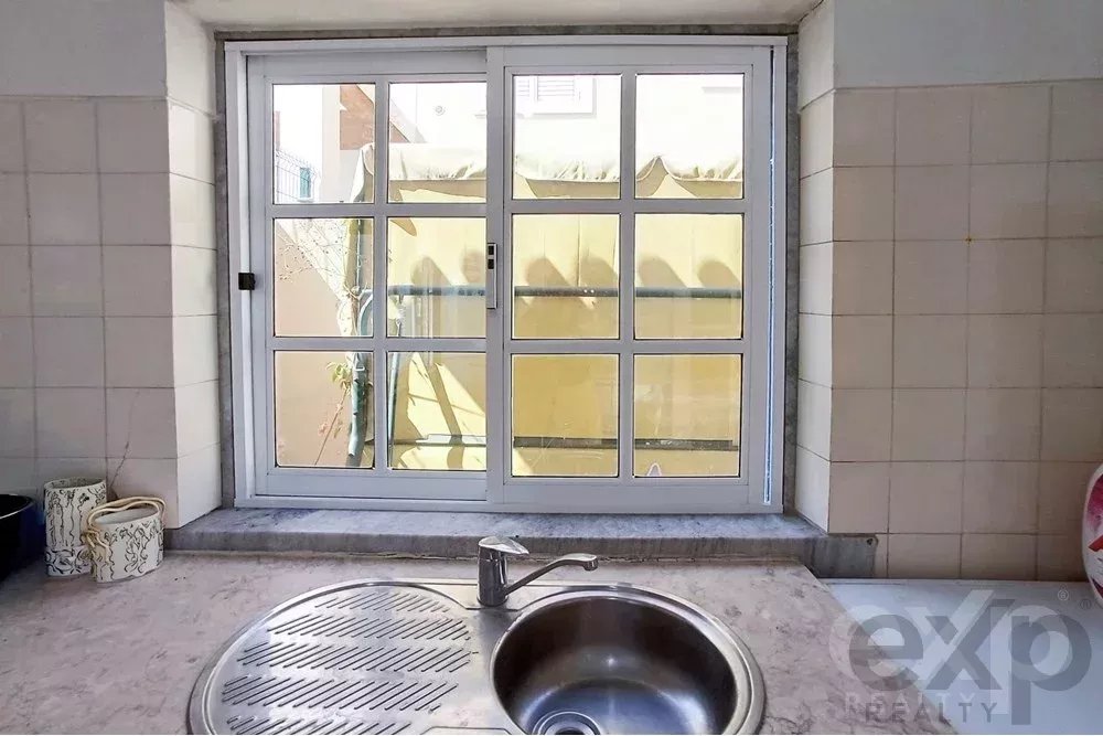 Fantastic Luxury 4‑bedroom + 1‑living‑room Property in Beja 85507396 image 39