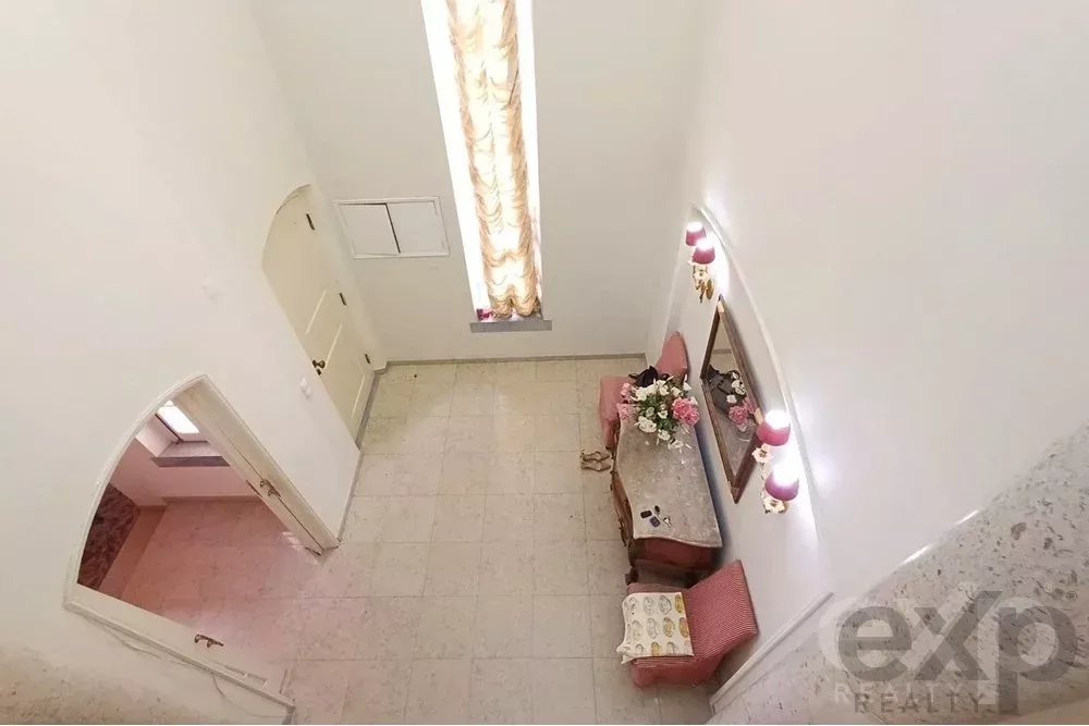 Fantastic Luxury 4‑bedroom + 1‑living‑room Property in Beja 85507396 image 43
