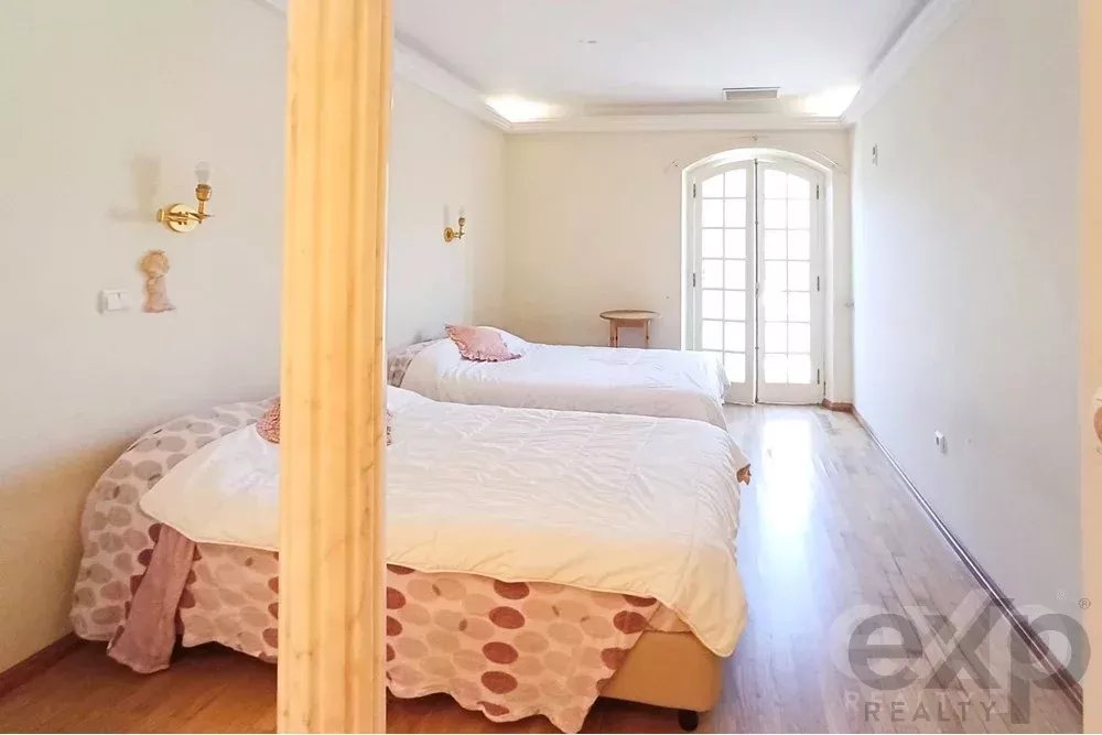 Fantastic Luxury 4‑bedroom + 1‑living‑room Property in Beja 85507396 image 35