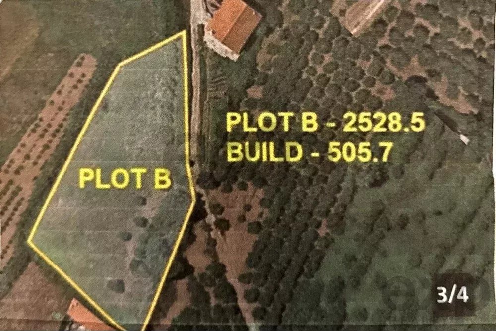 Oportunidade única para uma construção de 505,7 m² em um lote de 2528.5 m²