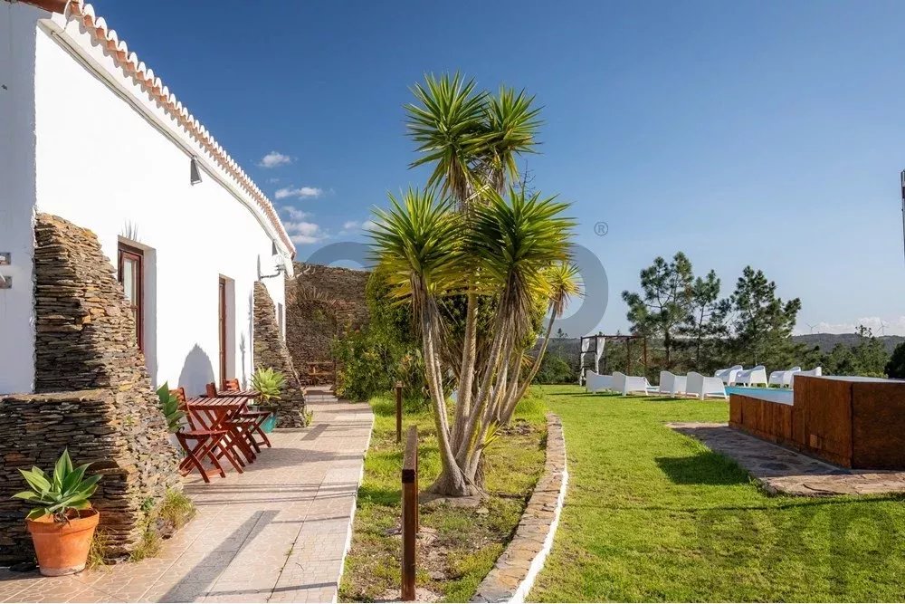 Luxury Property with 9 Bedrooms in Aljezur, Algarve – Ideal for a Private Retreat or Commercial Venture 85507477 image 17