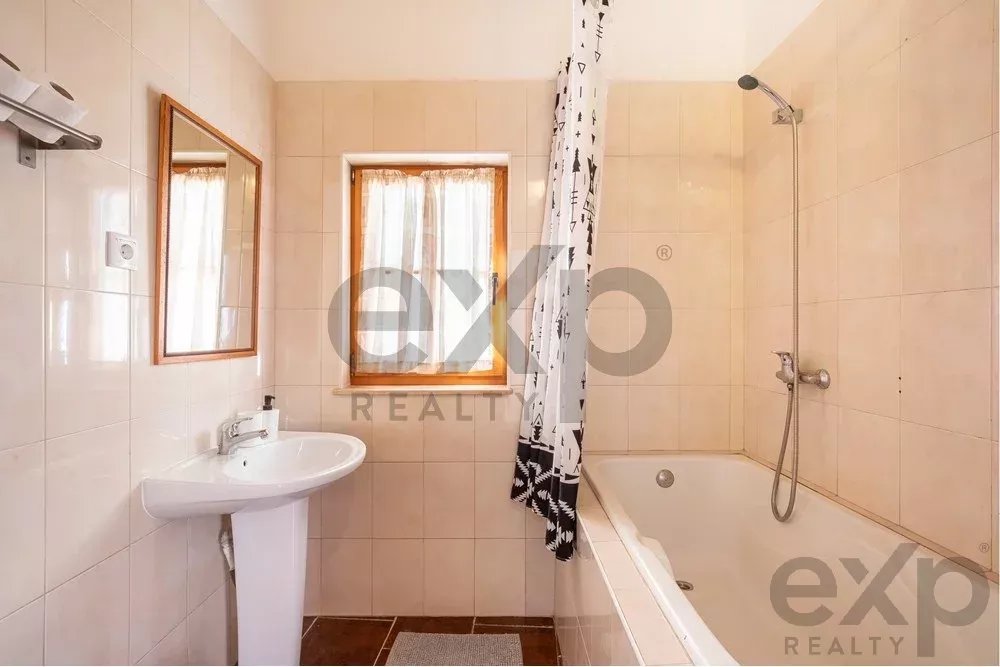 Luxury Property with 9 Bedrooms in Aljezur, Algarve – Ideal for a Private Retreat or Commercial Venture 85507477 image 42