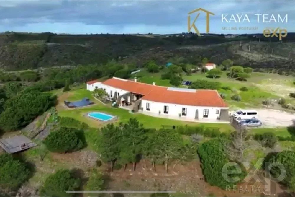 Luxury Property with 9 Bedrooms in Aljezur, Algarve – Ideal for a Private Retreat or Commercial Venture 85507477 image 73