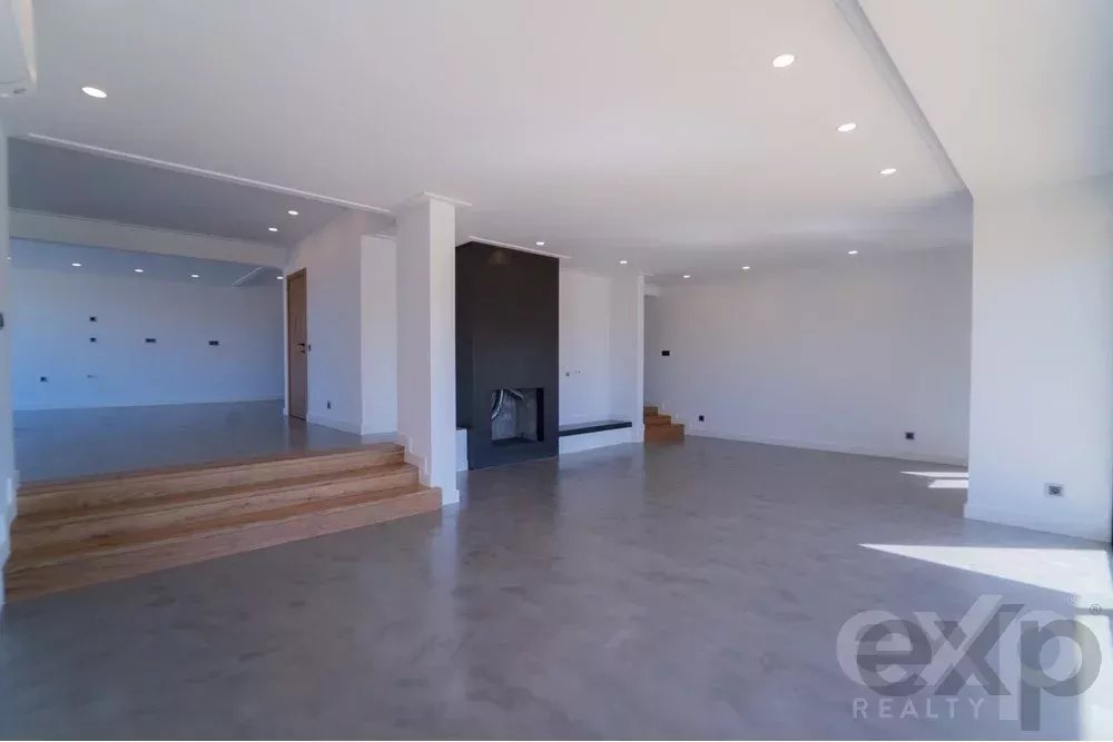 Moradia à venda em Quarteira, 271 m²