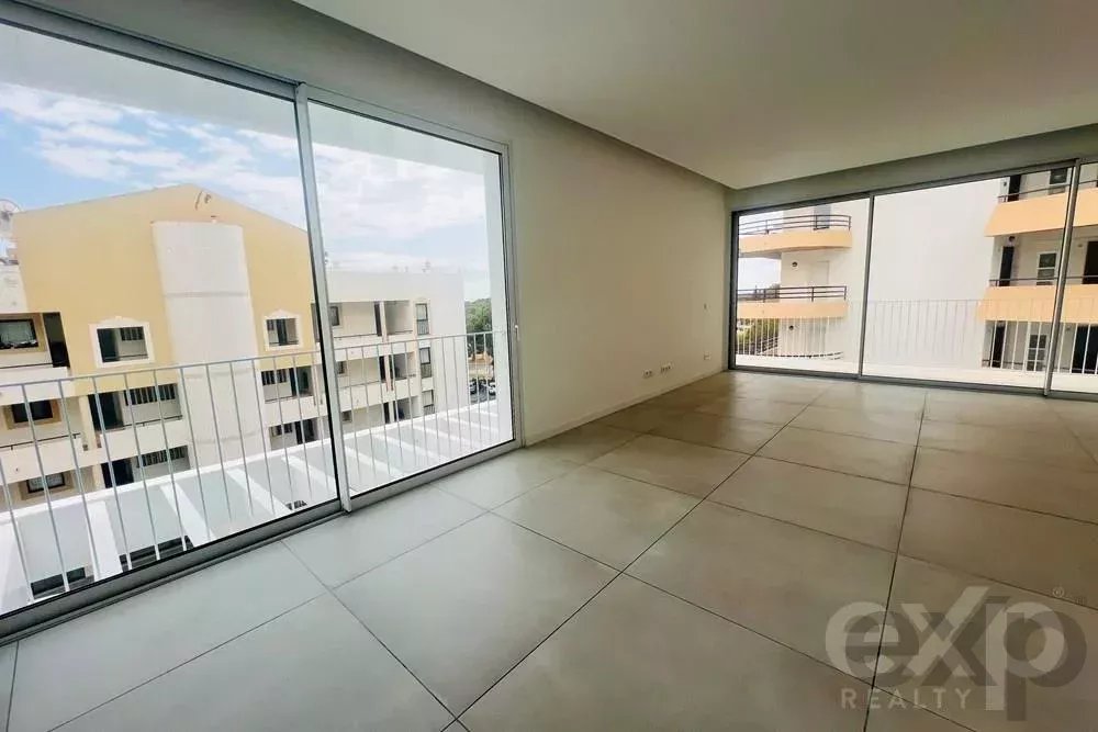 Apartamento à venda em Quarteira, Rua da Alemanha, 6, 8125-019 Quarteira, 116 m²