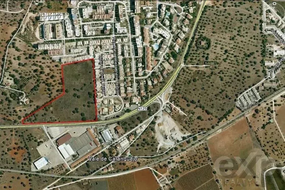 Terreno urbanizável para venda em Tavira