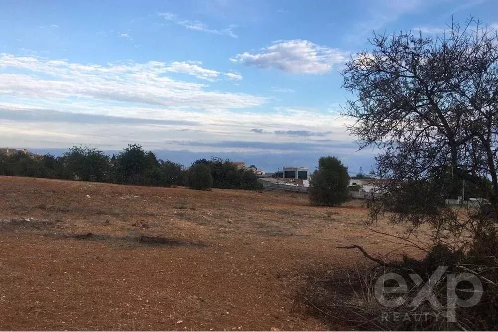 Terreno urbanizável para venda em Tavira