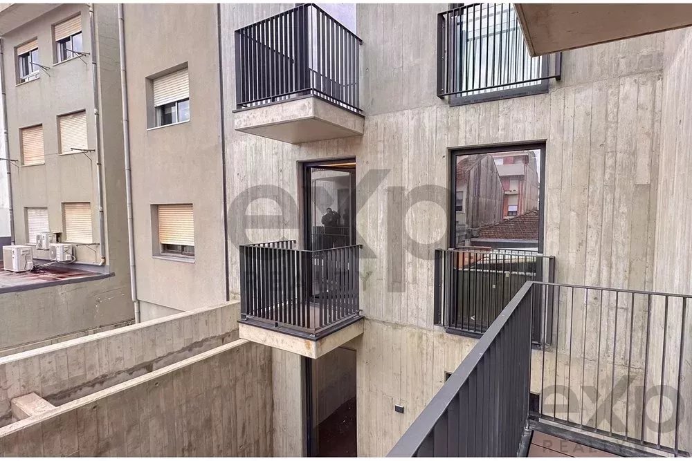 Apartamento T2 Novo de luxo em Espinho