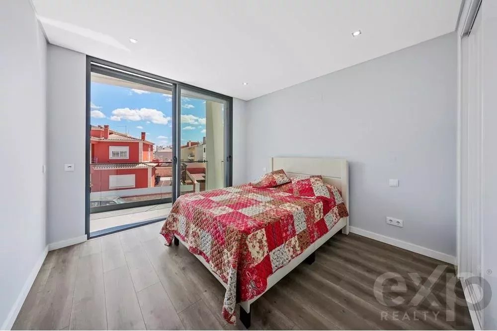 Luxury 4‑bedroom residence in Bemposta 85507817 image 37