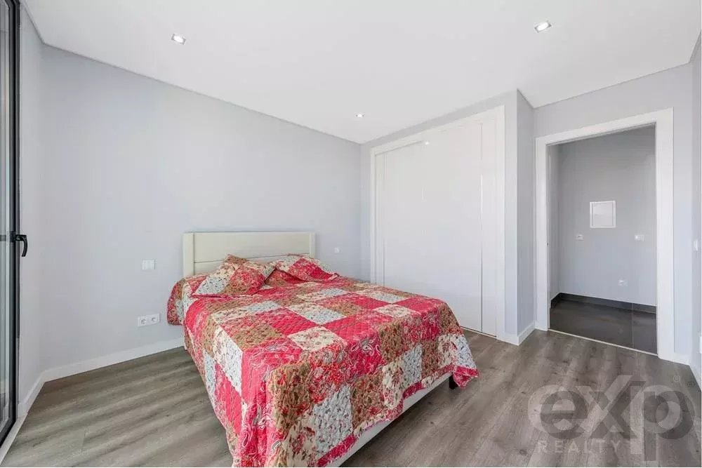 Luxury 4‑bedroom residence in Bemposta 85507817 image 34