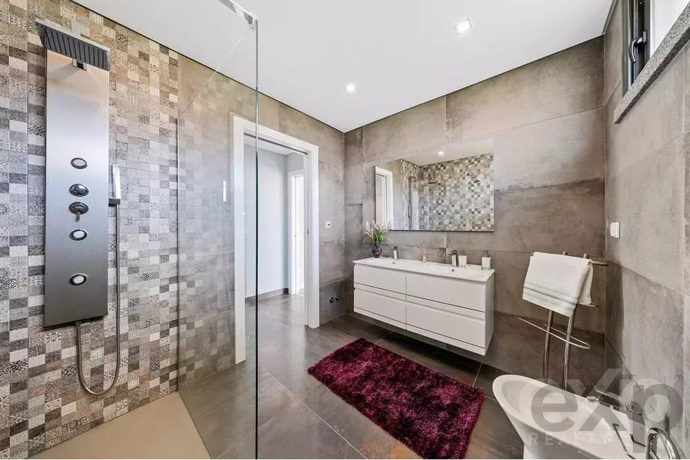 Luxury 4‑bedroom residence in Bemposta 85507817 image 30