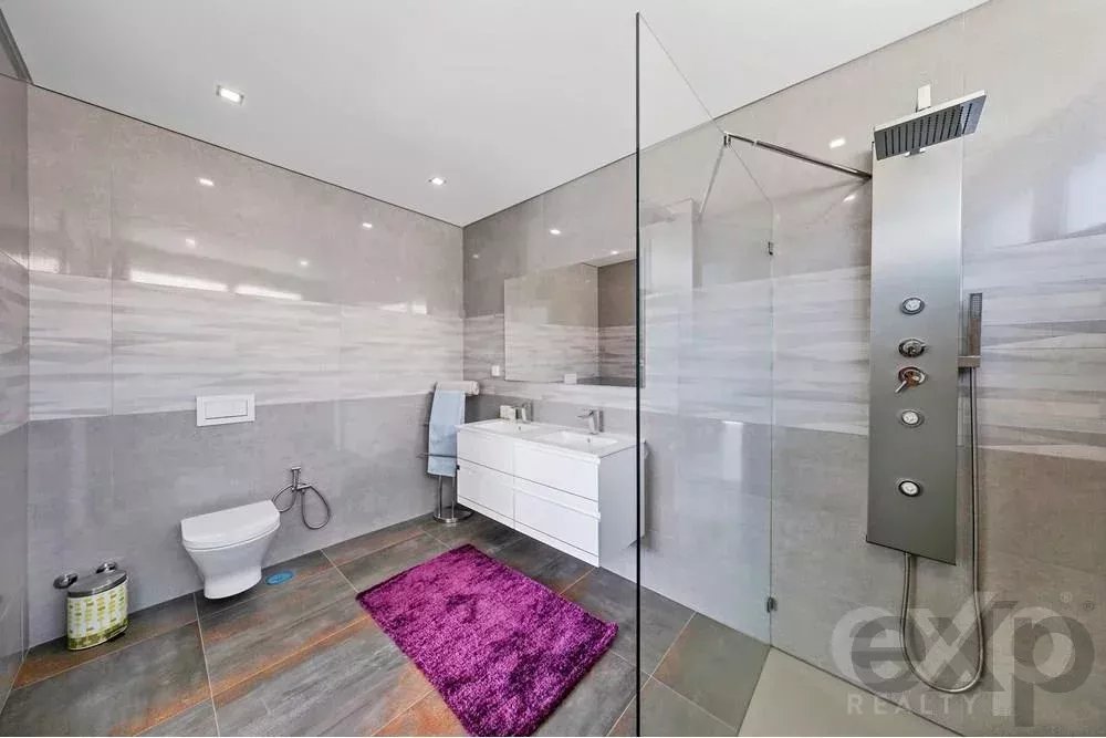 Luxury 4‑bedroom residence in Bemposta 85507817 image 32
