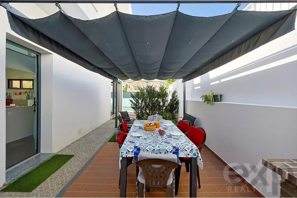 Luxury 4‑bedroom residence in Bemposta 85507817 image 19