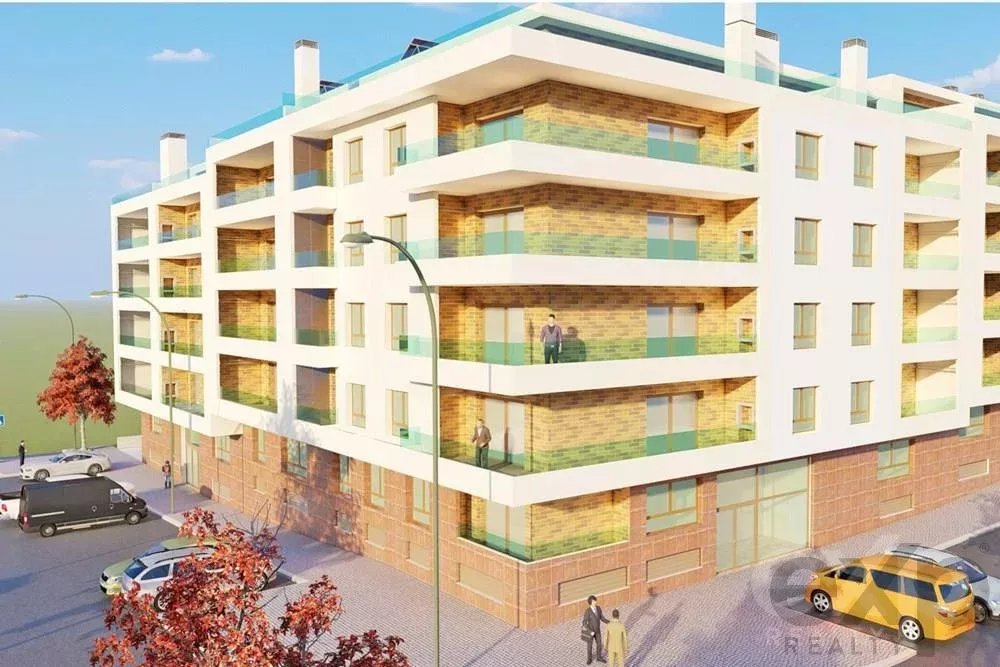 Apartamento Moderno com Elevador em Montijo