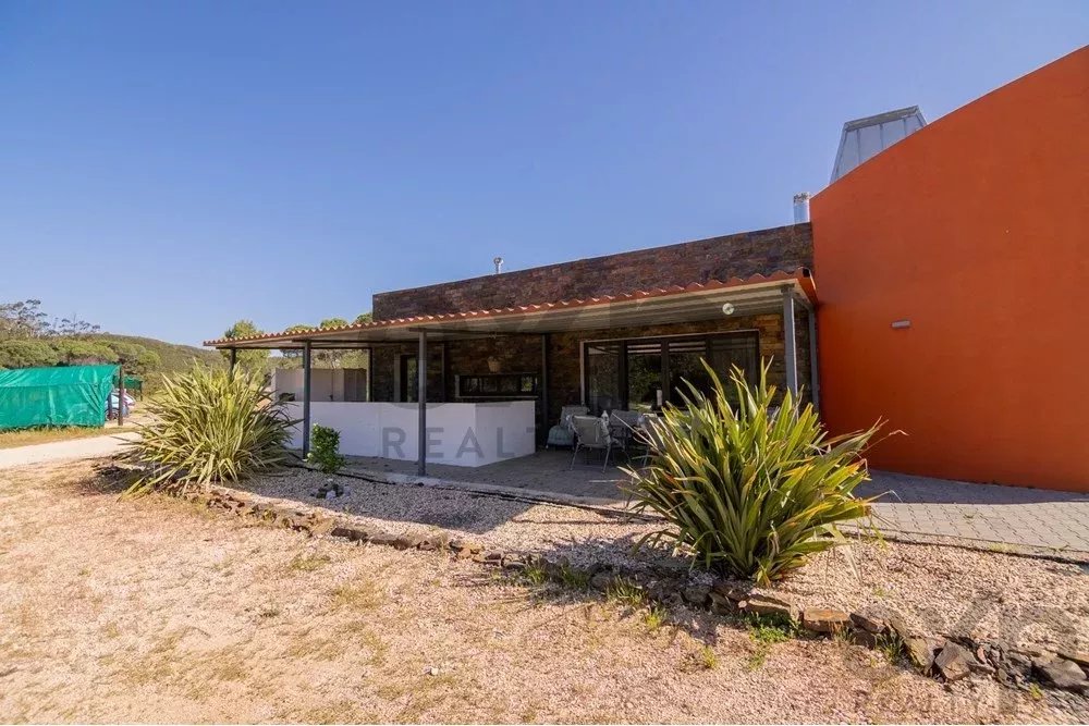 Turismo Rural de Luxo com 6 Hectares, 1 Apartamento e 7 Suites independentes, Piscina e Muito Mais