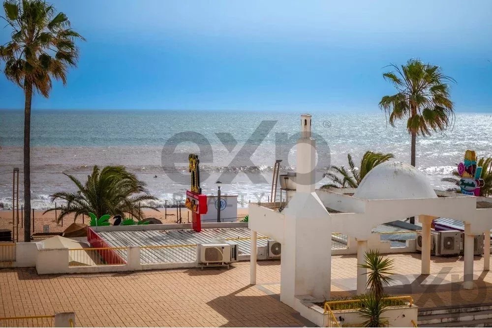 Sea‑Facing Two‑Bedroom Apartment 85948404 image 40