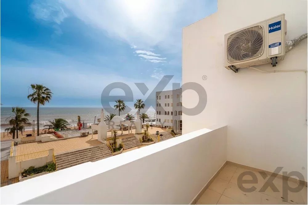 Sea‑Facing Two‑Bedroom Apartment 85948404 image 7