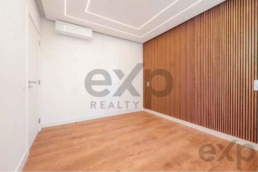 Sea‑Facing Two‑Bedroom Apartment 85948404 image 34