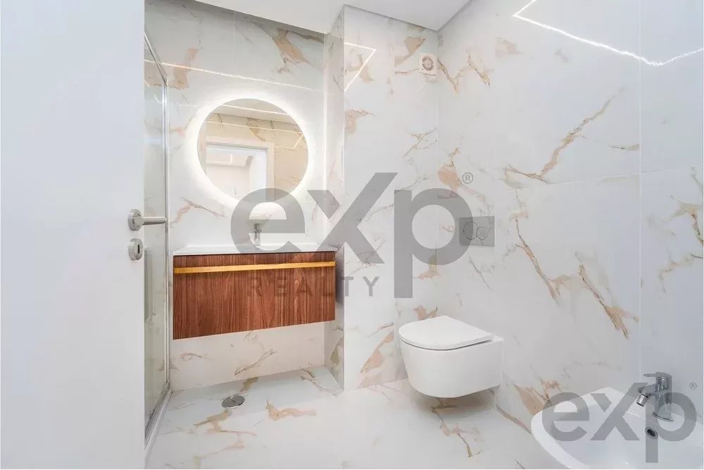 Sea‑Facing Two‑Bedroom Apartment 85948404 image 18