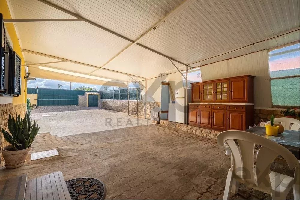 "Moradia isolada T3 com jardim, estacionamento coberto, vista de campo, perto da N125 e do comércio." 85948428 image 23