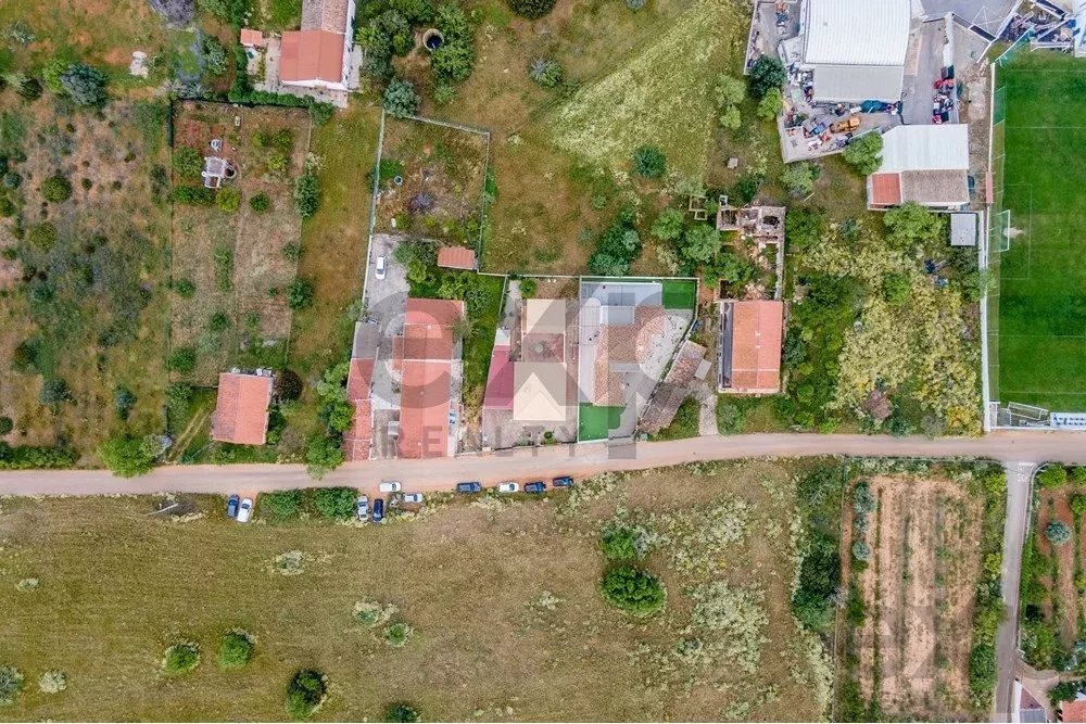 "Moradia isolada T3 com jardim, estacionamento coberto, vista de campo, perto da N125 e do comércio." 85948428 image 30