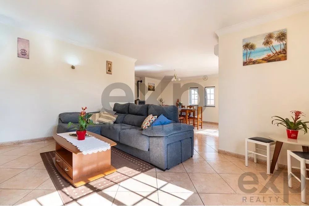 "Moradia isolada T3 com jardim, estacionamento coberto, vista de campo, perto da N125 e do comércio." 85948428 image 15