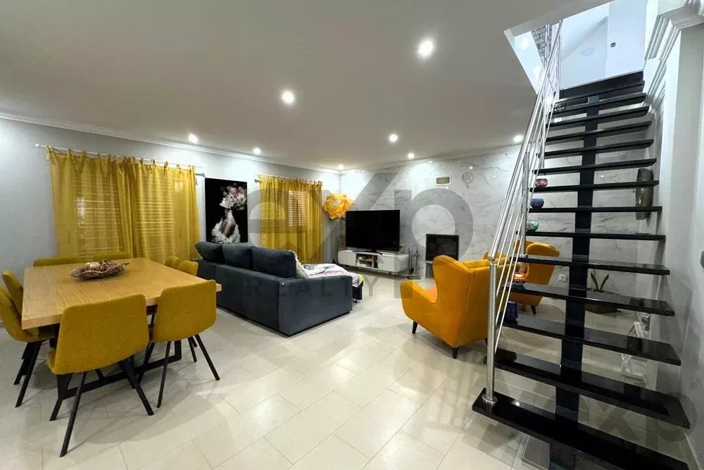 Live in Harmony with Nature, Detached Ground‑Floor Home T4+2 with Swimming Pool in Pinhal Novo 85948447 image 13