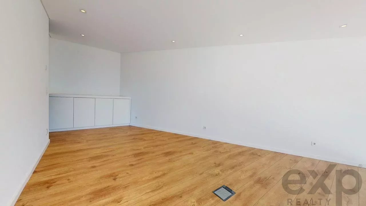 An Unmissable Investment on Lisbon’s South Margin, Luxury Home at Herdade da Aroeira T5 with Pool and Garage for Four Cars 85948452 image 19