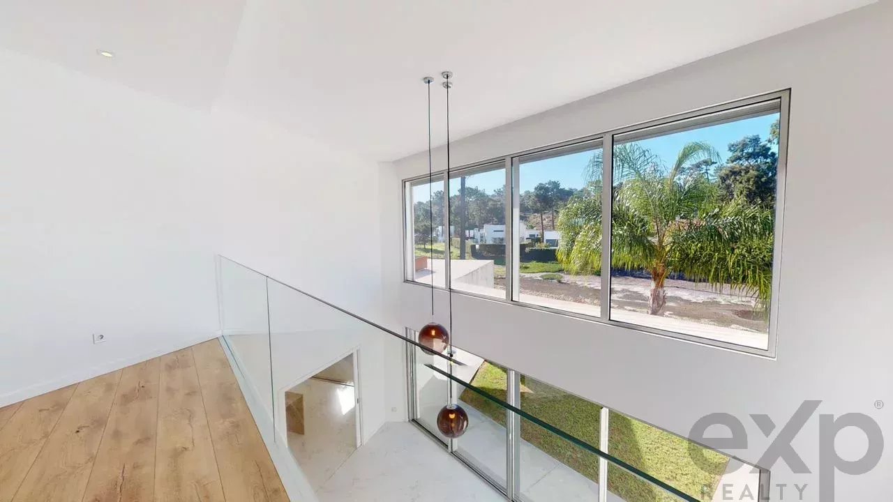 An Unmissable Investment on Lisbon’s South Margin, Luxury Home at Herdade da Aroeira T5 with Pool and Garage for Four Cars 85948452 image 20