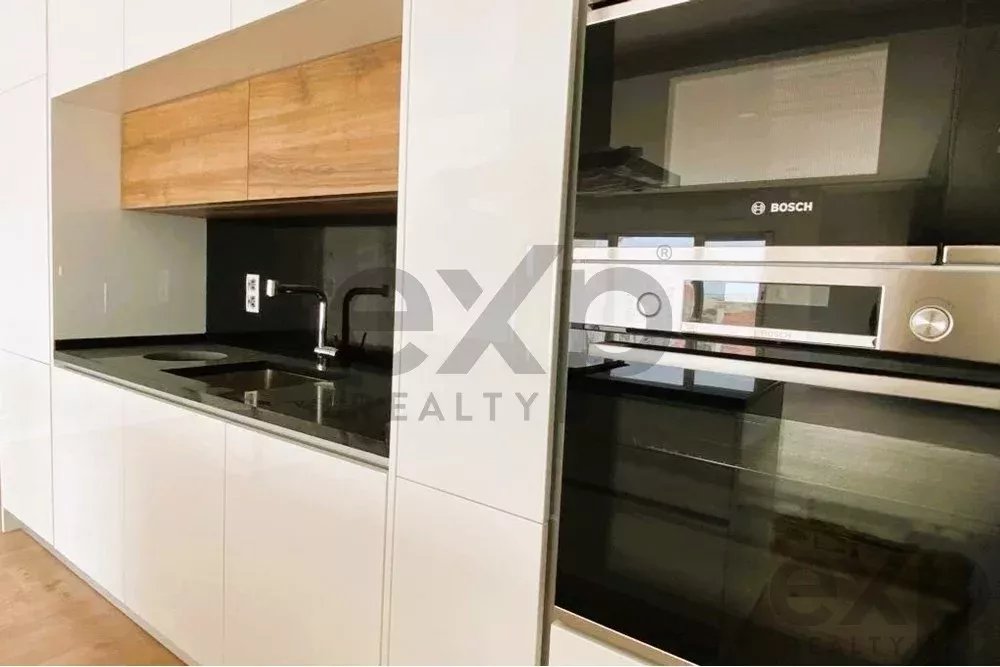 T2 with two terraces measuring 48 m² and 10 m², laundry room, CE: A+, just 900 metres from the centre of Vila da Ericeira and the beach. 85948547 image 9
