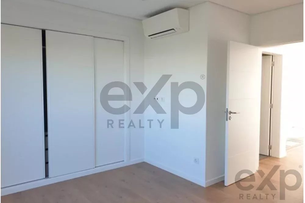 T3 with two terraces, 900 metres from the centre of Ericeira and the beach. 85948548 image 7