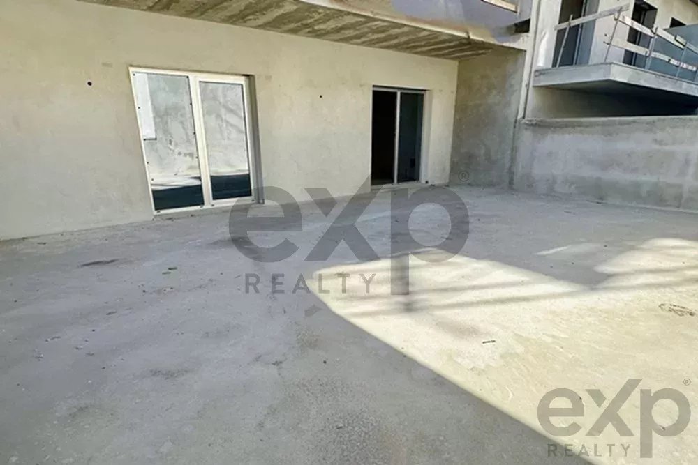 T3 com 2 terraços a 900 metros do Centro da Ericeira e da praia.