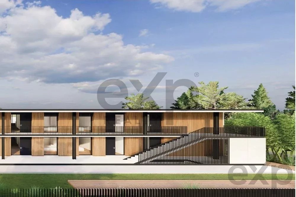 Terreno com Licença de Obra paga e levantada, para construir 12 Fogos