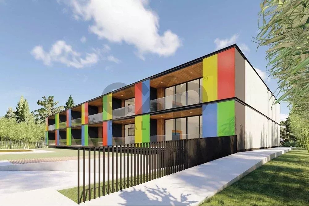 Terreno com Licença de Obra paga e levantada, para construir 12 Fogos