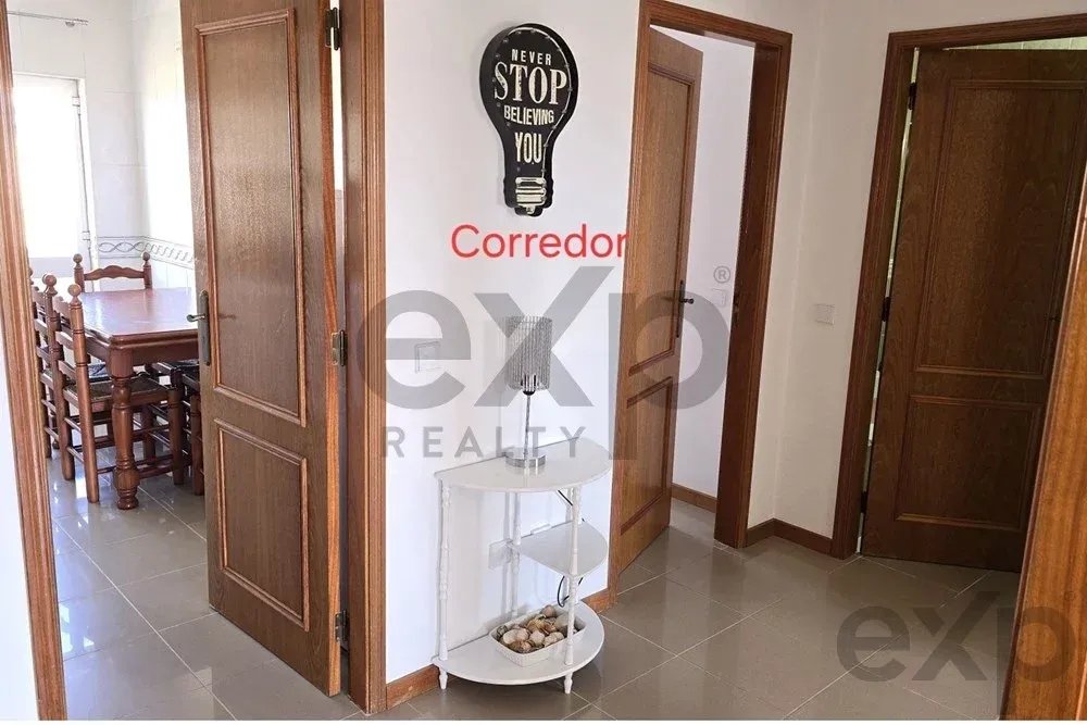 Apartamento T2 no centro de Vila Real Stº Antonio 85948750 image 8