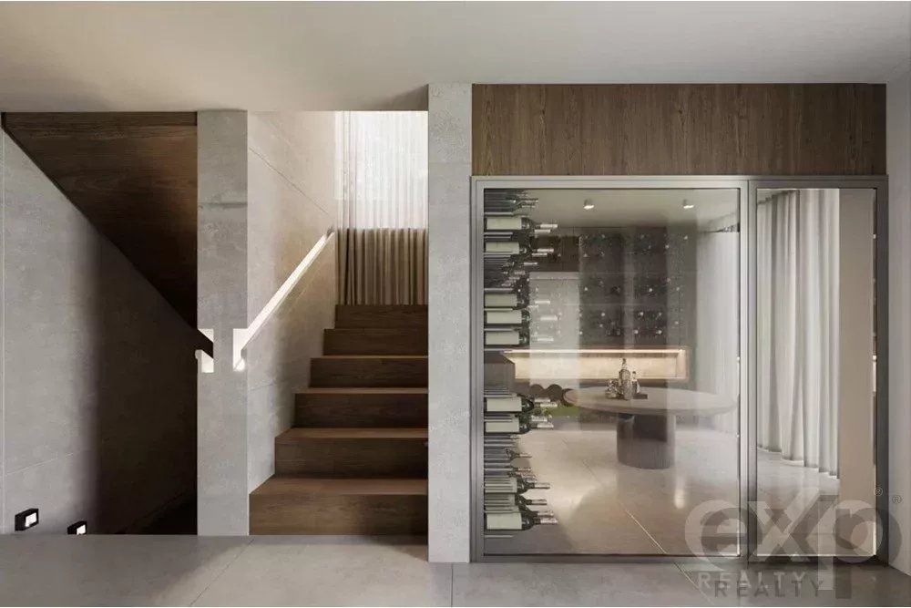 Luxury Property with Seaview on the Edge 85948796 image 8
