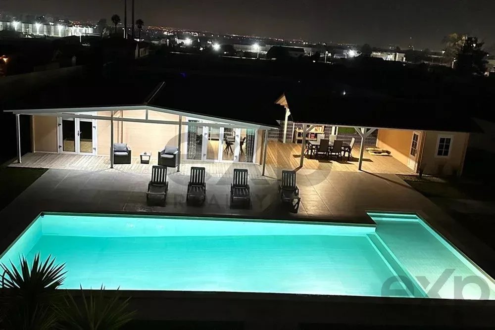 Azeitão, farm house T4 with guest house 85948799 image 33