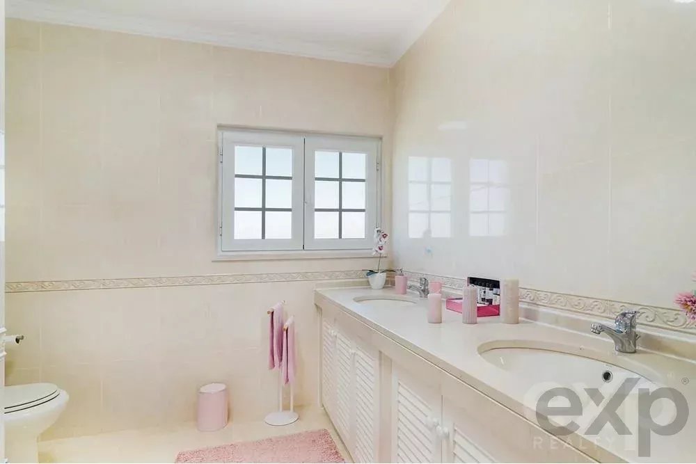 Azeitão, farm house T4 with guest house 85948799 image 17