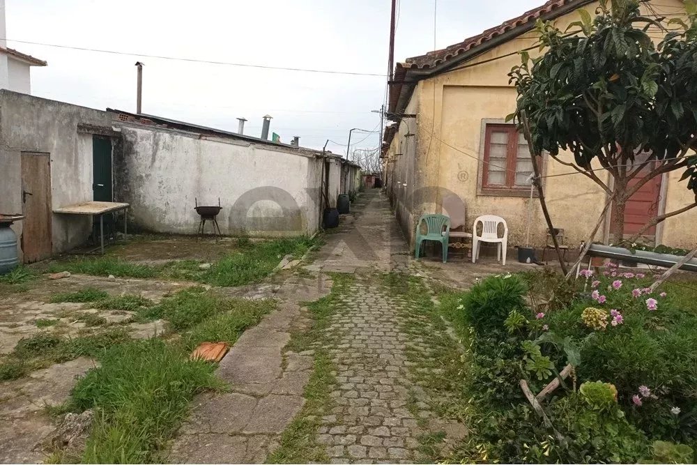 Bairro Residencial com 10 Moradias