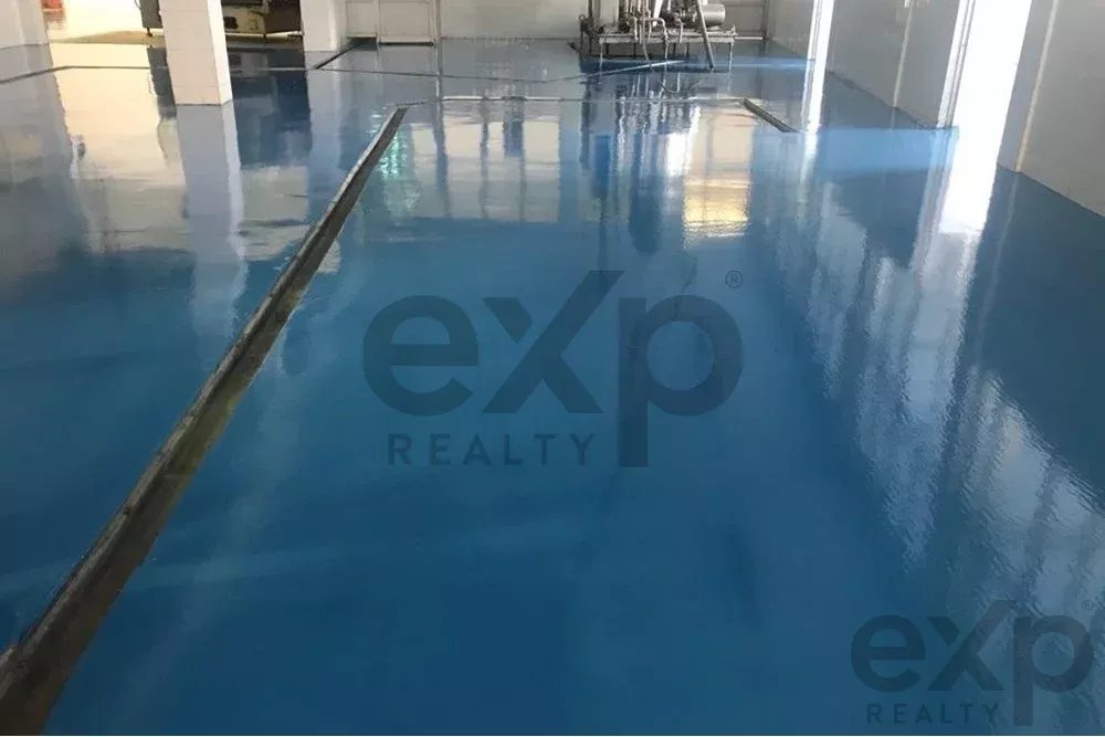 Pavilhão Industrial com Furo a 200mts ideal para a sua próxima Fábrica ou Armazém